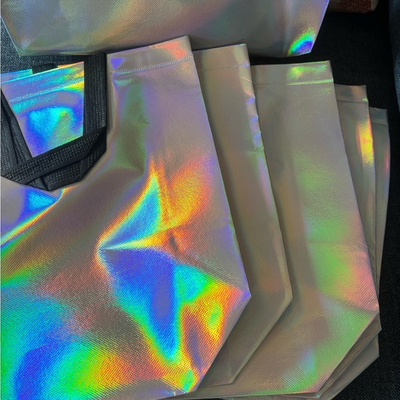 BUNDLE OF FIVE 13”x11” Iridescent Tote Bags BRAND NEW - Picture 9 of 10